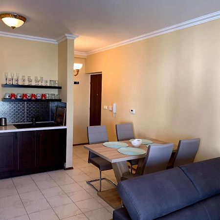 Lakeside Luxury Apartment Zamárdi Buitenkant foto