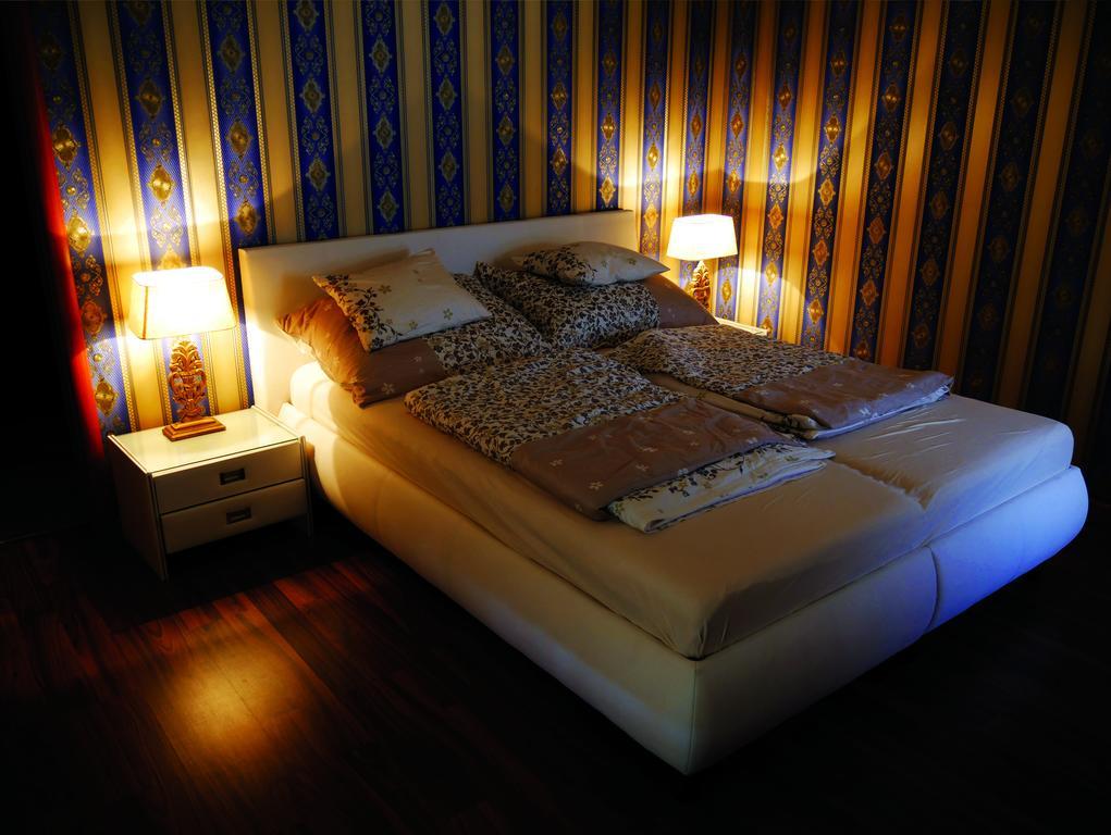 Lakeside Luxury Apartment Zamárdi Buitenkant foto
