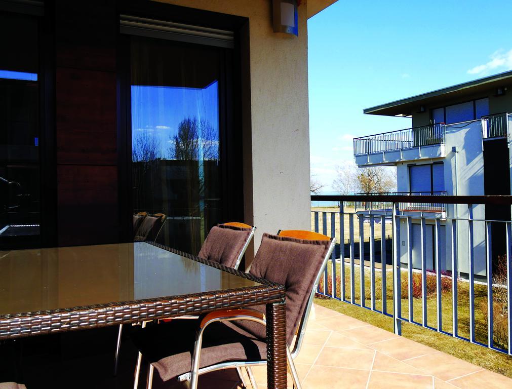 Lakeside Luxury Apartment Zamárdi Buitenkant foto